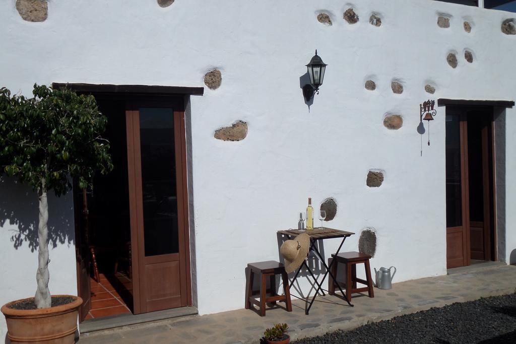 Finca De Los Abuelos Guatiza ภายนอก รูปภาพ